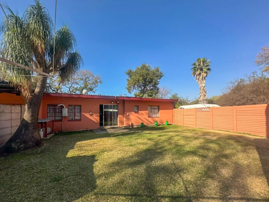 4 Bedroom Property for Sale in De Kroon A H North West